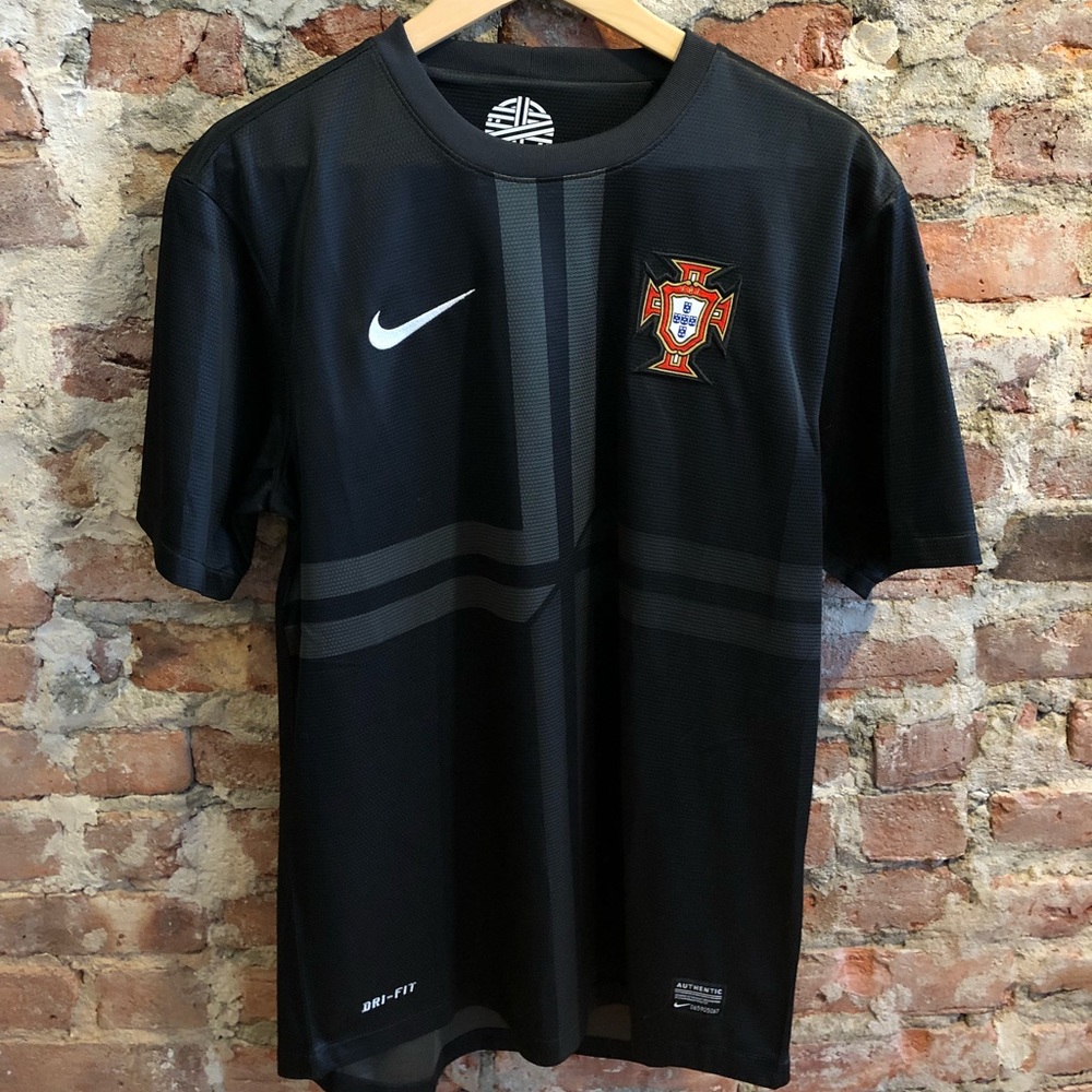 Nike Portugal Jersey - Black/Logo - Medium